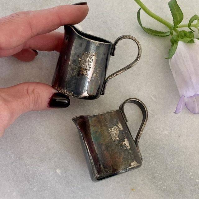 Молочник малый серебрение старинный