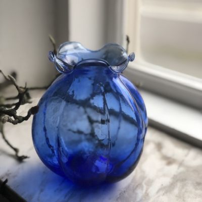 Ваза малая синий цветок