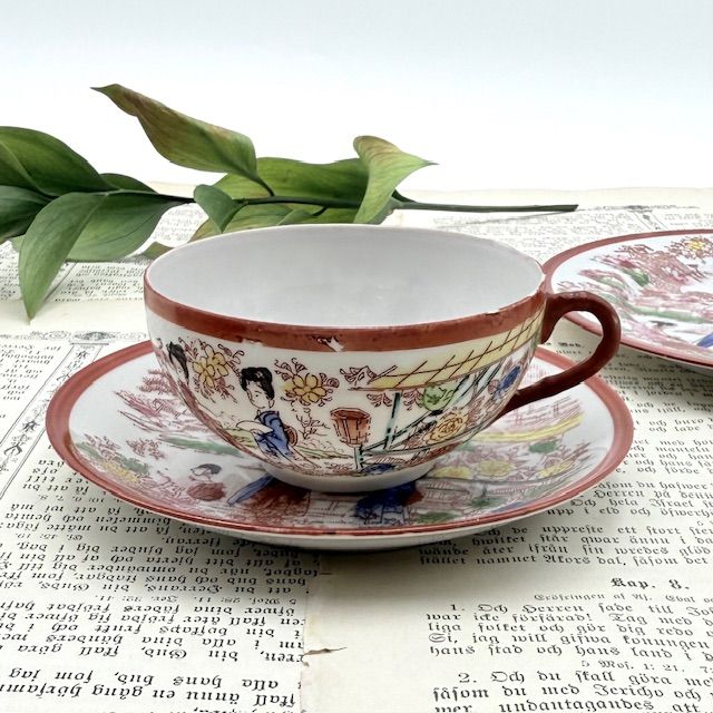 Чайная пара Гейши в парке 150 мл фарфор Япония        