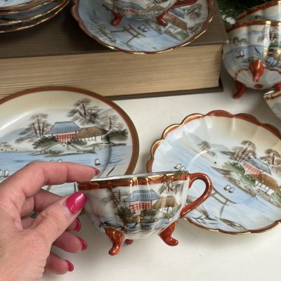 Чайная тройка на ножках 170 мл фарфор Япония