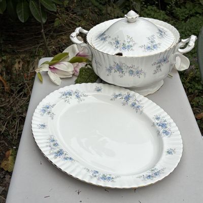 Блюдо овальное Royal Albert Blue Blossom 42 см Англия