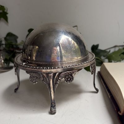Икорница на трех ножках с крышкой серебрение