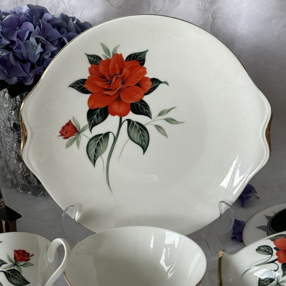 Блюдо Royal Albert Tahiti 1950-1960 гг 24 см Англия 