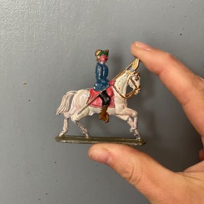 Солдатик оловянный Кавалерист на белой лошади 6 см Германия 1920-40 гг.