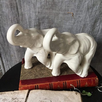 Статуэтка фарфоровая Слон потертости глазури