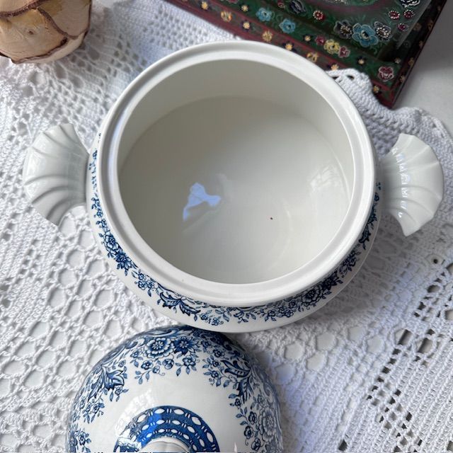 Супница Blue Castle ВиллеройБох 1,9 л Германия    