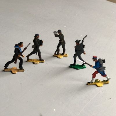 Набор солдатиков №2