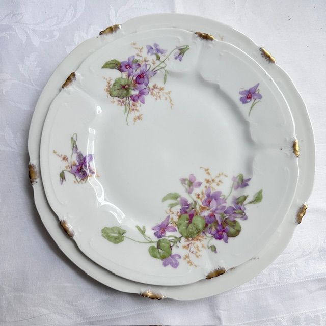 Тарелка Limoges Фиалка 24 см фарфор 1899 гг. Франция