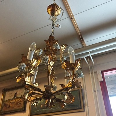 Люстра Белая роза и латунные ветви 4 патрона