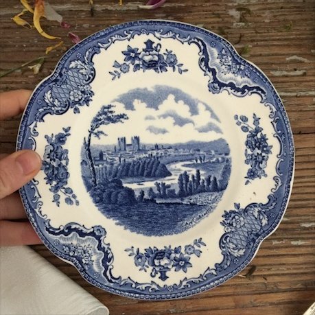 Тарелка 18 см Старый английский замок Johnson broth