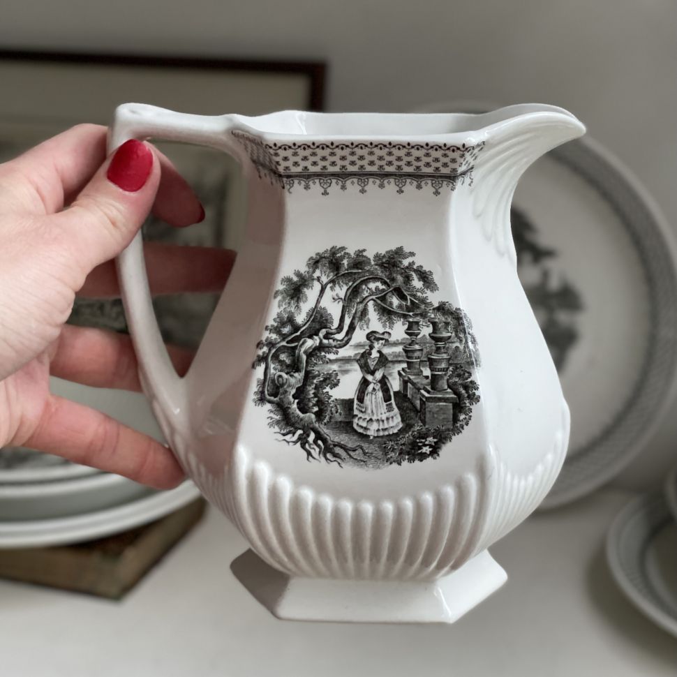 Кувшин Adams Wedgwood Minuet 750 мл Англия