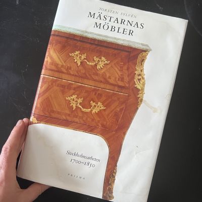 Книга о развитии мебельного ремесла в Швеции