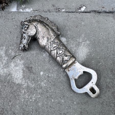 Открывалка Конь 17 см сталь