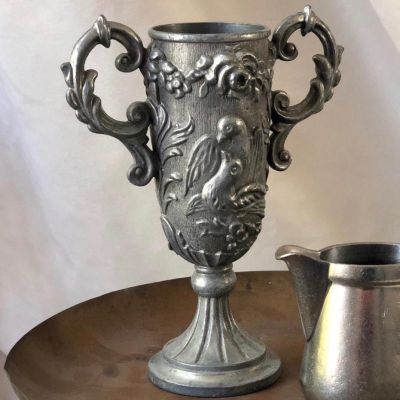 Ваза кубок Птицы оловянная