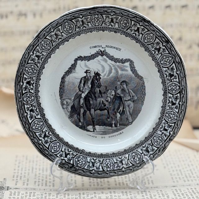 Тарелка Gien Comices Regionaux Итоги конкурса 20 см Франция  