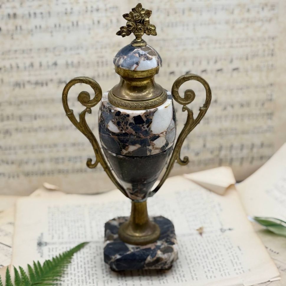 Кубок каминный 33 см XIX век Франция мрамор латунь