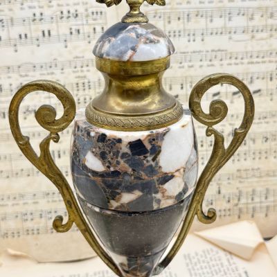 Кубок каминный 33 см XIX век Франция мрамор латунь