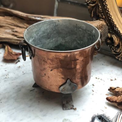 Кашпо на 3-х ножках 15 см медь