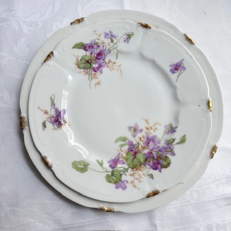 Тарелка Limoges Фиалка 22 см фарфор 1899 гг. Франция 