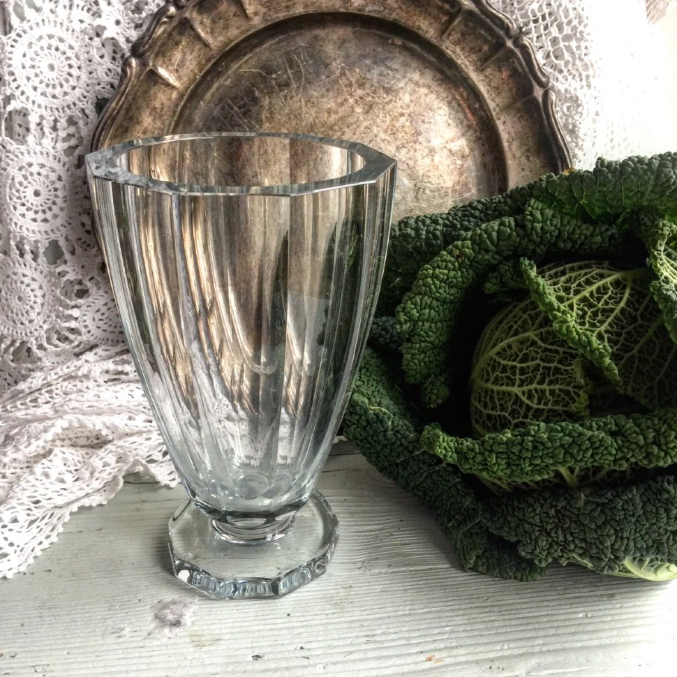 Ваза хрустальная 10-ти гранная Kosta Boda очень толстая