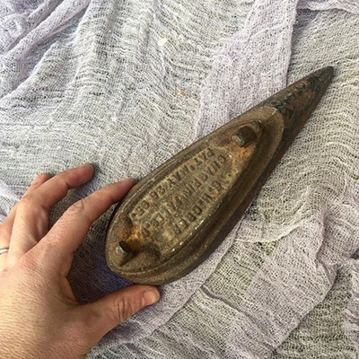 Основание утюга, чугунный пресс