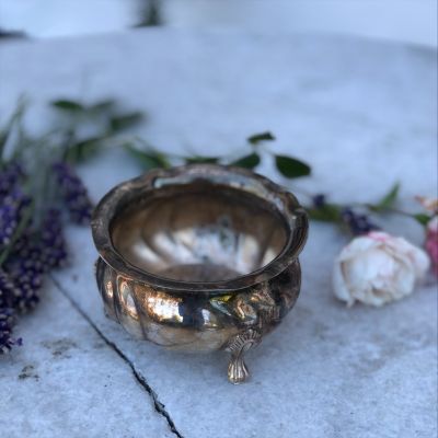 Сахарница на трех ножках мельхиор