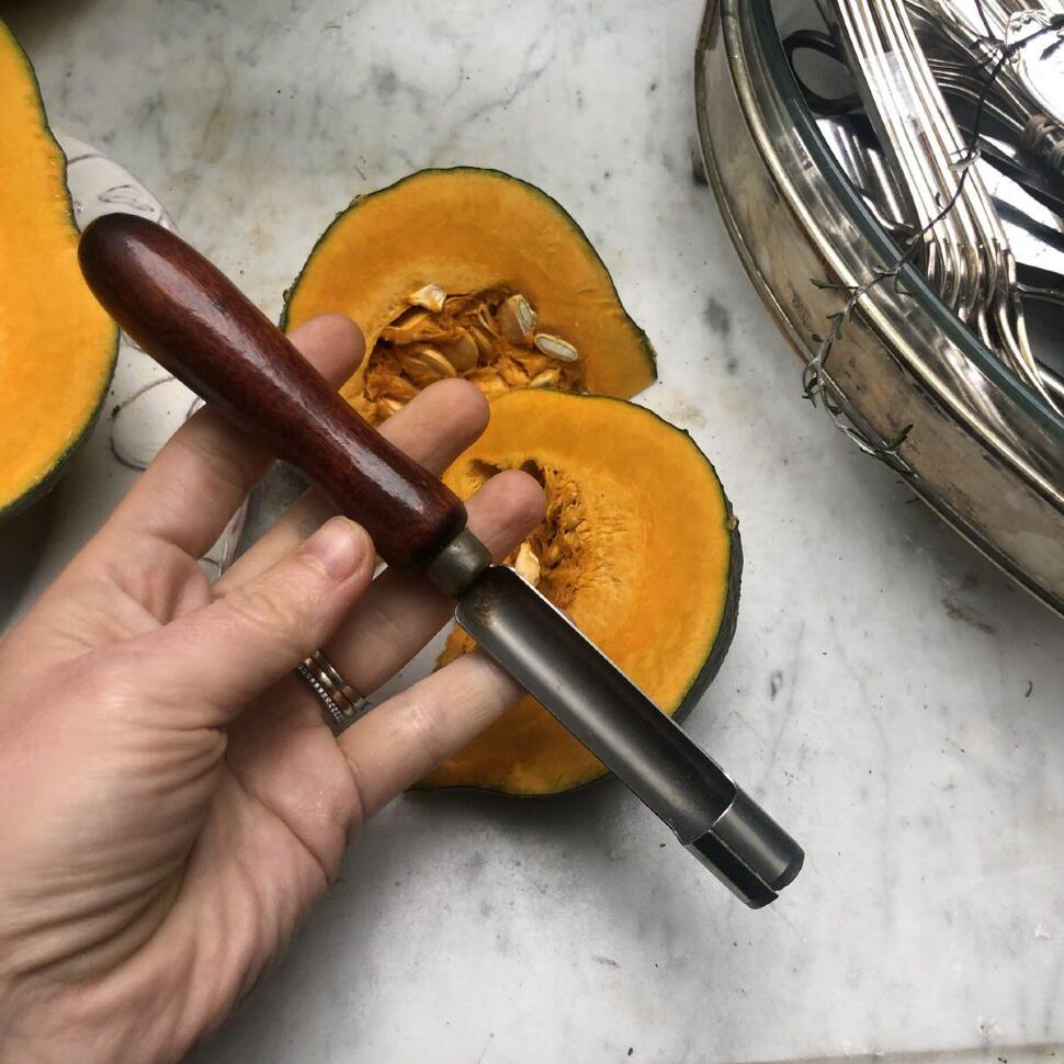 Нож для удаления сердцевины яблок сталь дерево