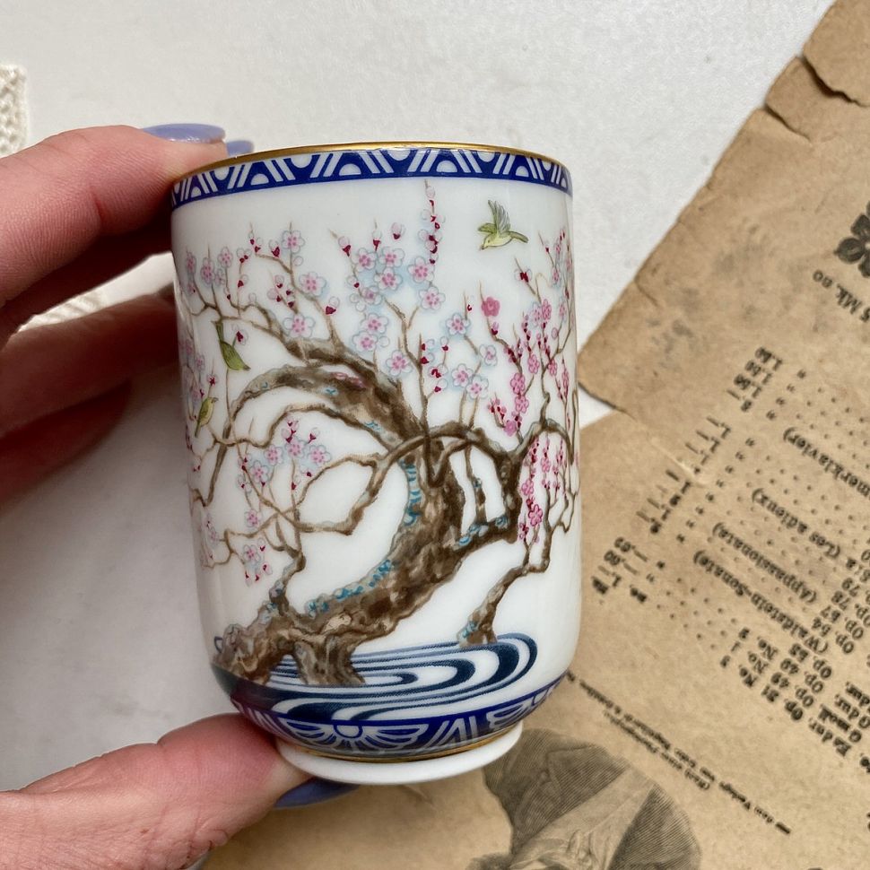 Чашка Franklin porcelain Япония 1985 г 150 мл Вишневое дерево