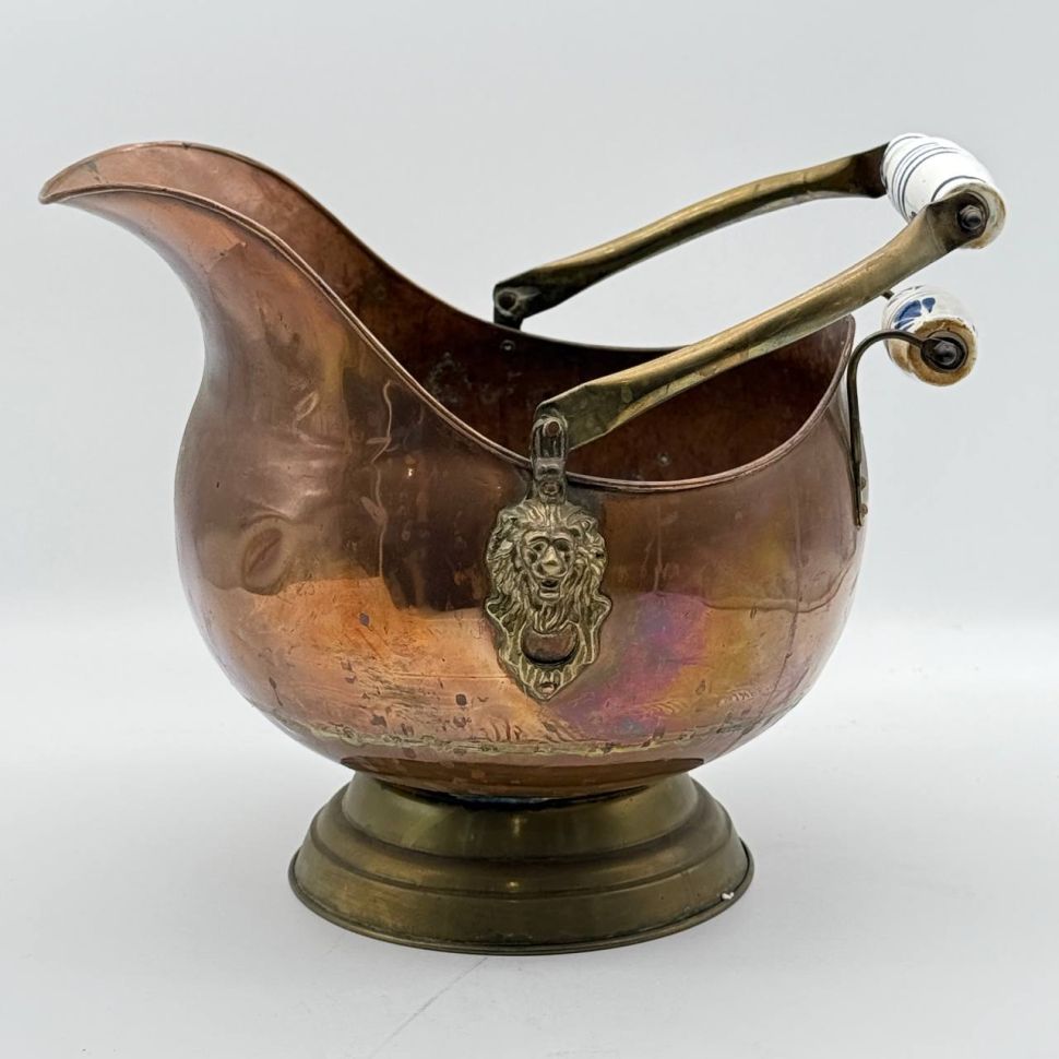 Зольник малый медный со львами и керамической ручкой