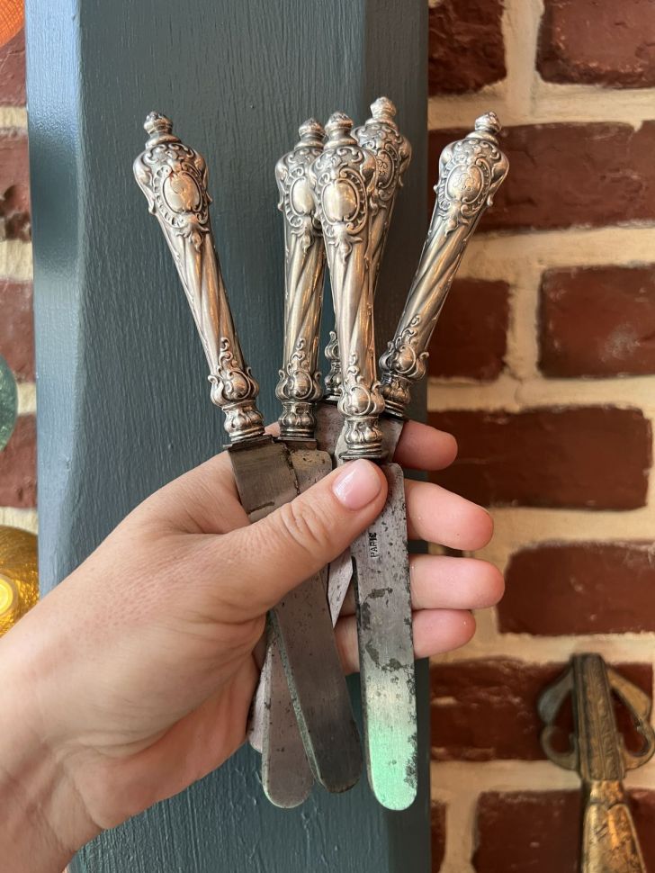 Нож столовый 21 см серебро Франция