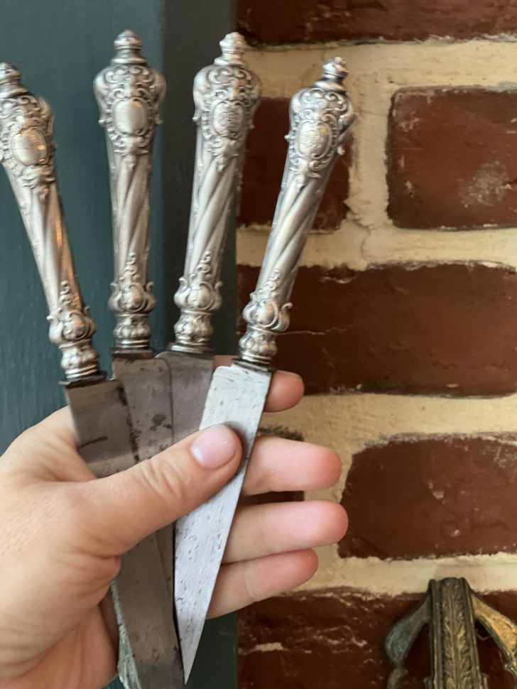 Нож столовый 21 см серебро Франция