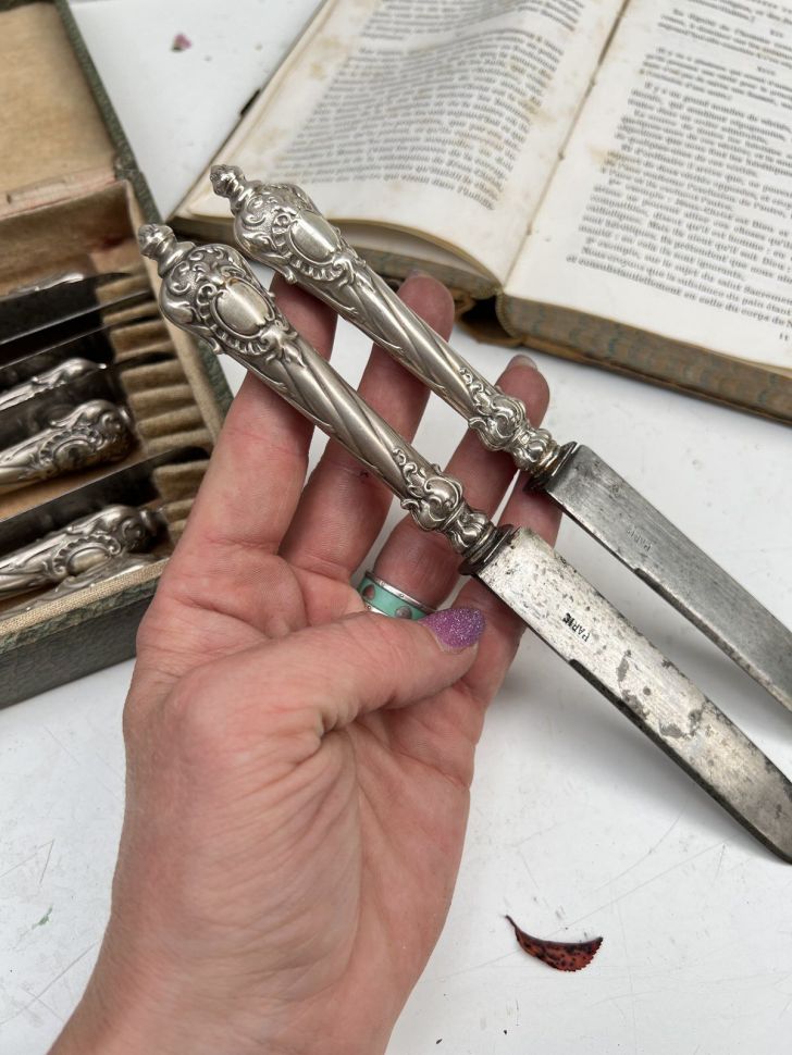 Нож столовый 21 см серебро Франция