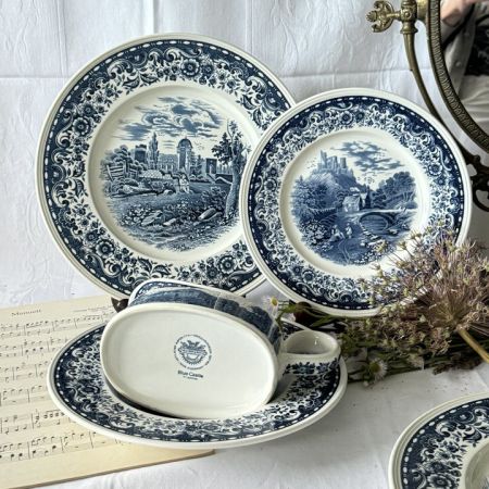 Блюдо углубленное Blue Castle ВиллеройБох 32 см Германия