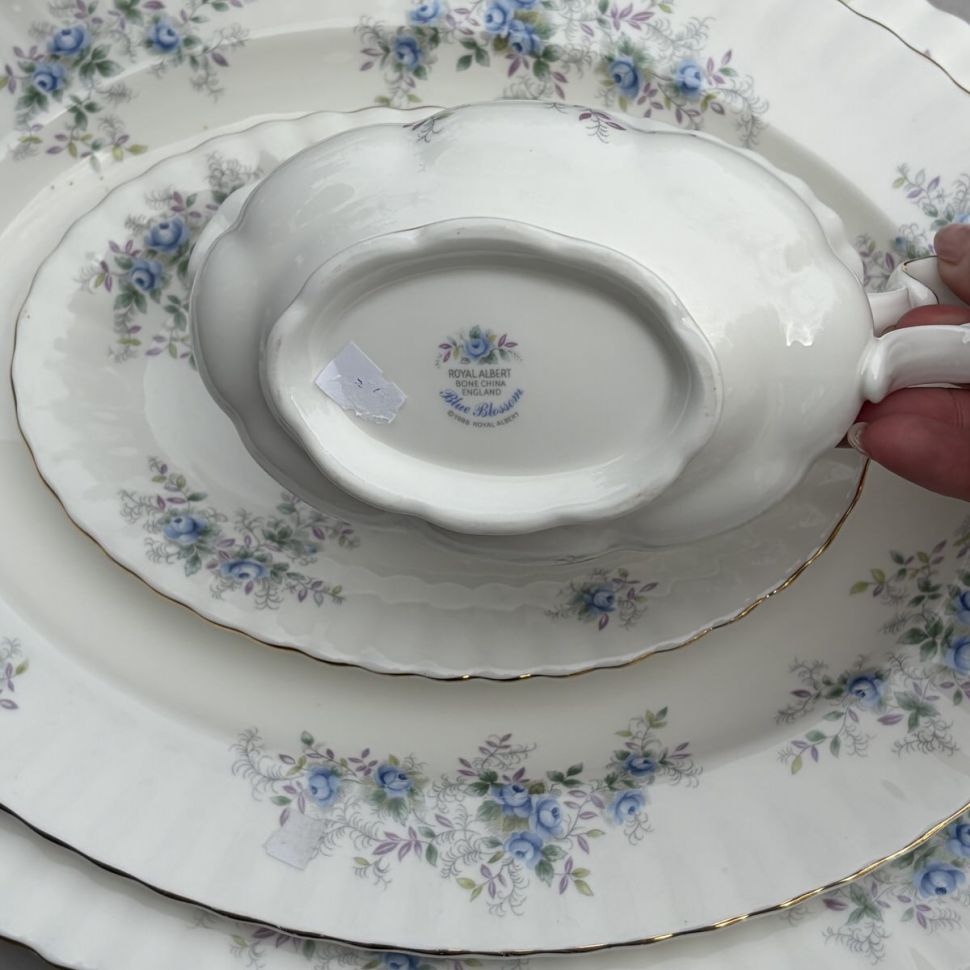 Соусник на подставке Royal Albert Blue Blossom 450 мл Англия