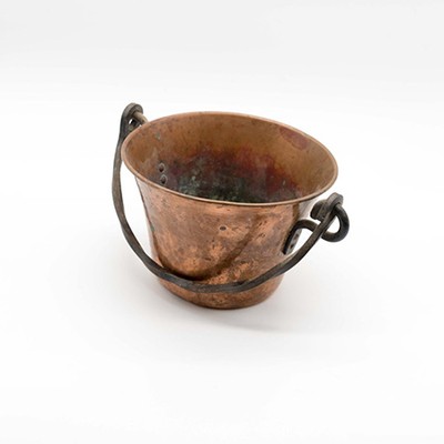 Кашпо ведерко медь с чугунной ручкой