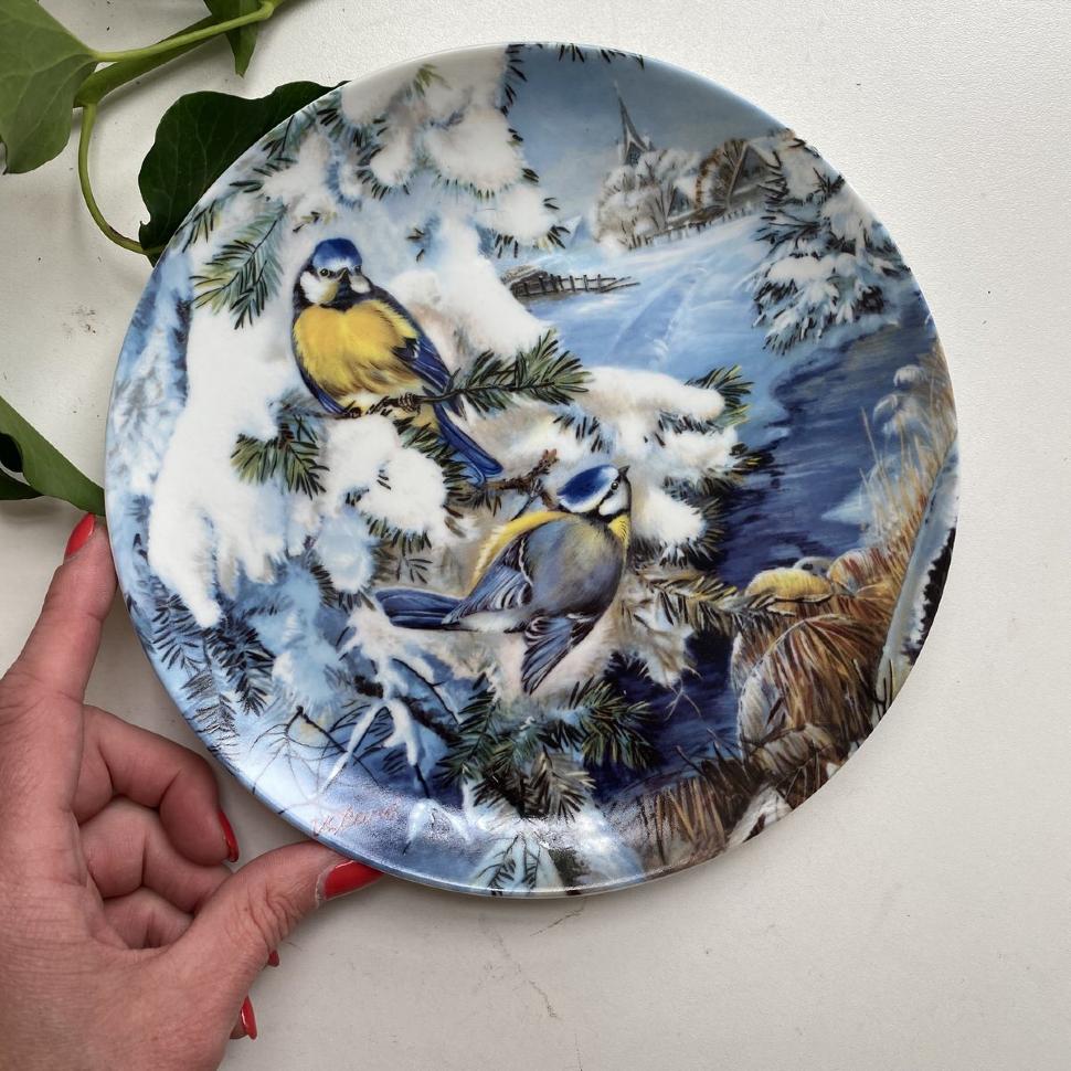 Тарелка номерная 20 см Hutschenreuther 1992 Vogel im Winter Blaumeisen zwichen Tannenzweigen