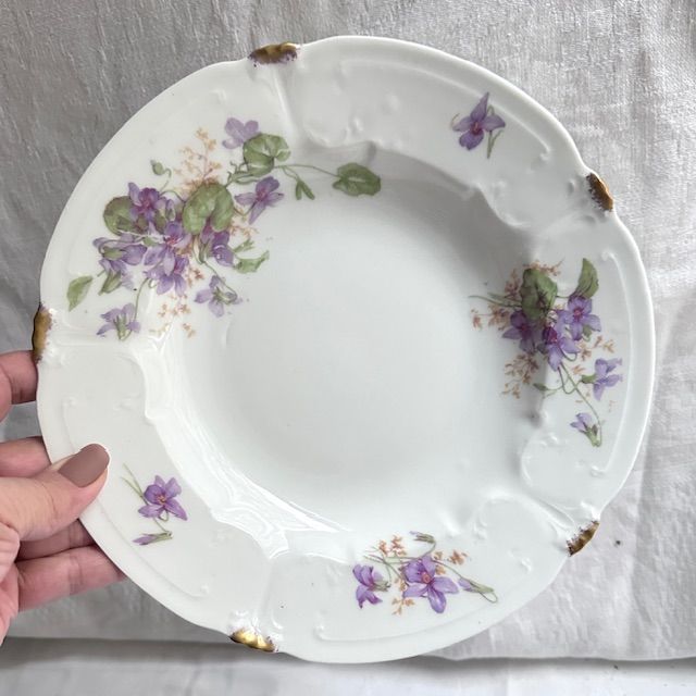 Тарелка глубокая Limoges Фиалка 24 см фарфор 1899 гг. Франция