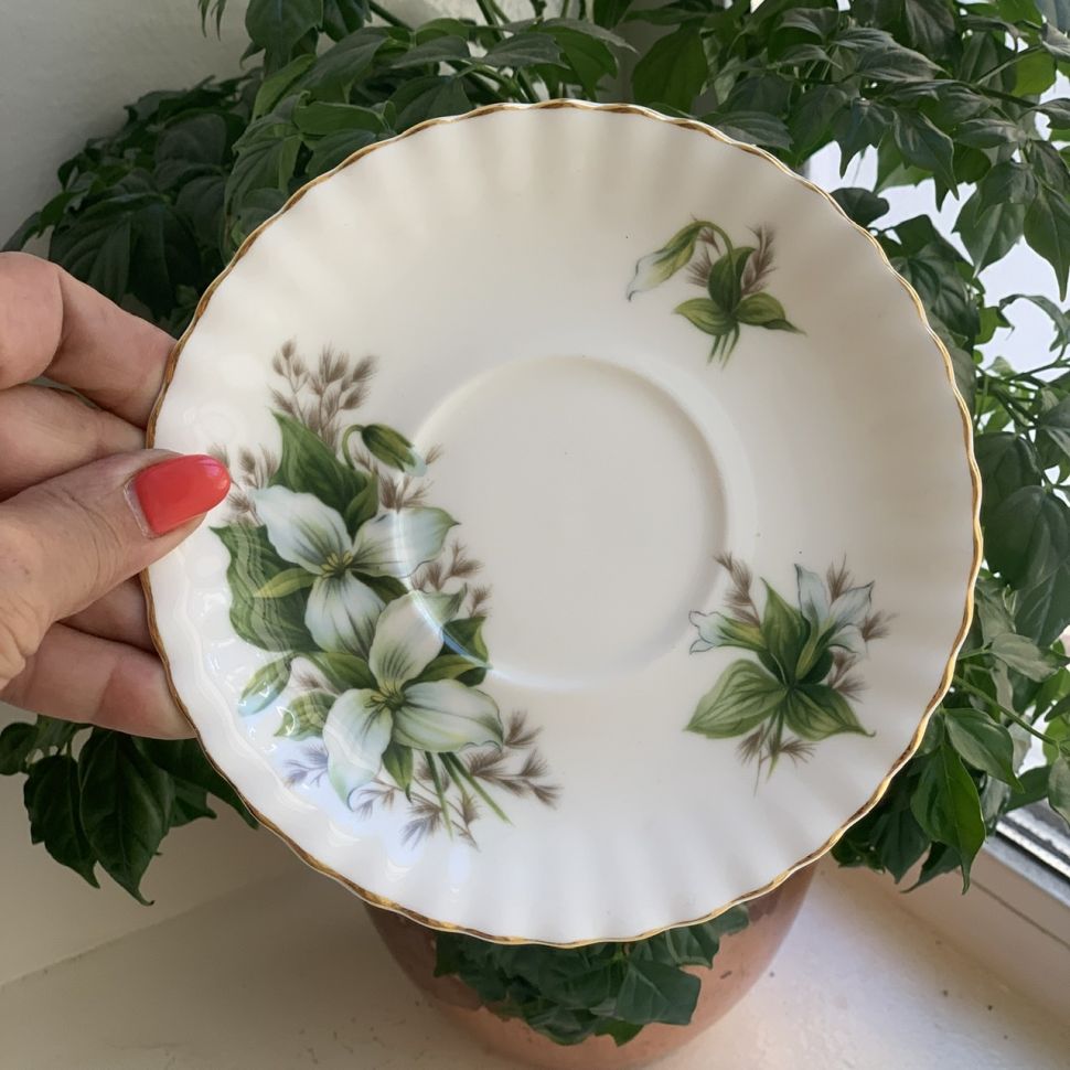 Блюдце Royal Albert Trillium 14 см Англия