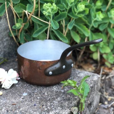 Ковш средний медь с чугунной ручкой 1000 мл Франция