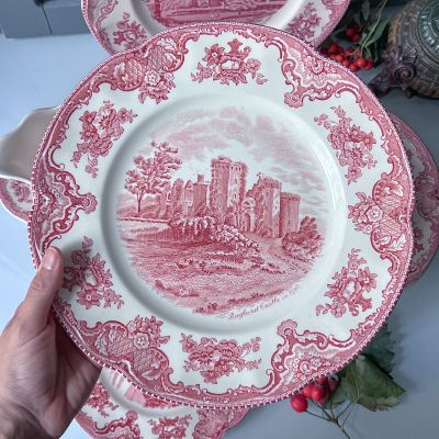 Тарелка Johnson Brothers Old Britain Castles 27 см Англия красный