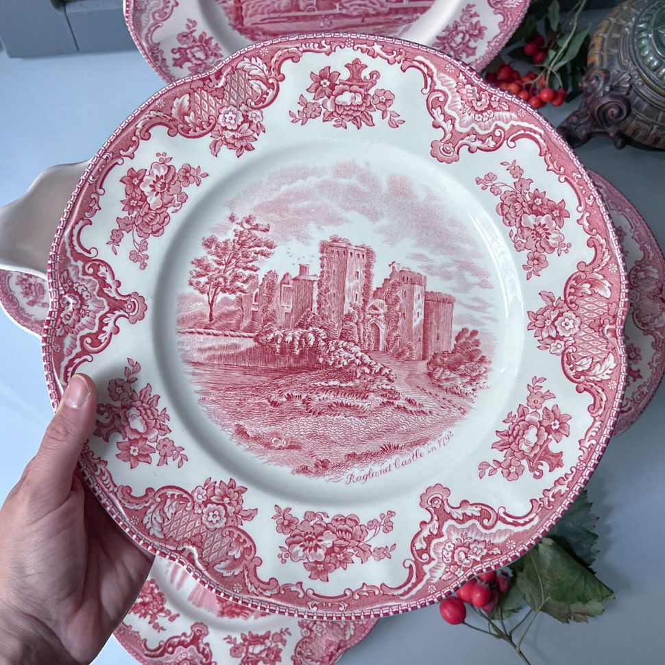 Тарелка Johnson Brothers Old Britain Castles 27 см Англия красный