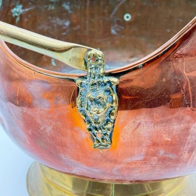 Зольник большой медный со львами и керамической ручкой