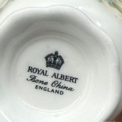 Чайная пара Royal Albert голубые розы 200 мл Англия 