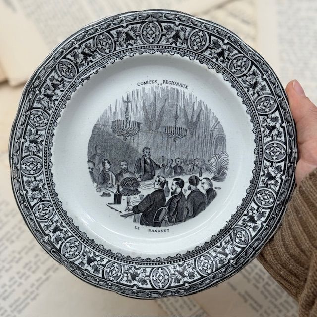 Тарелка Gien Comices Regionaux Банкет 20 см Франция 