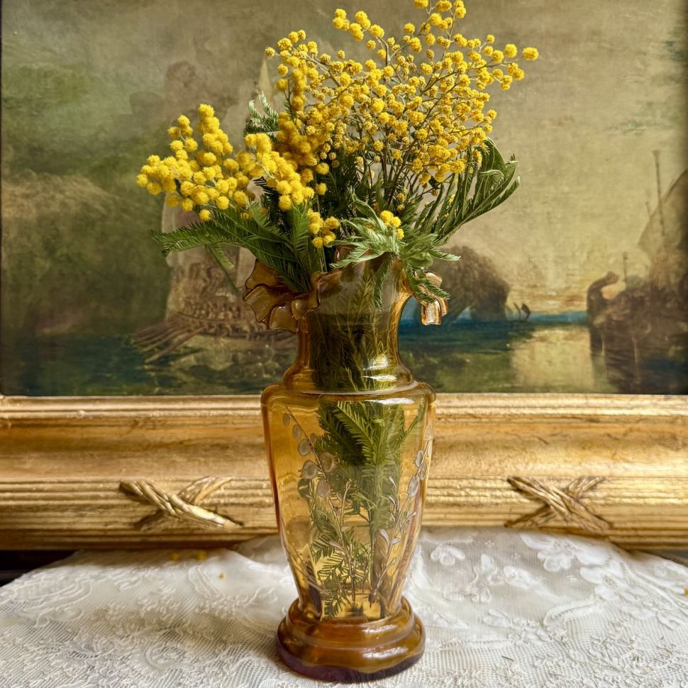 Ваза Ландыши 19 см цветное стекло Франция начало 20 в.