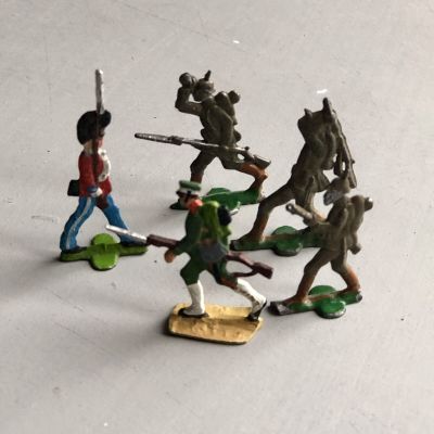 Набор солдатиков №5