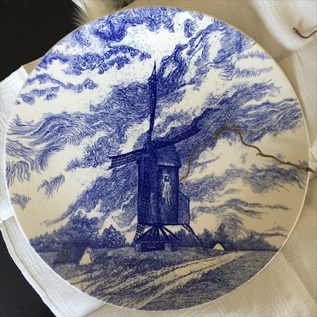 Блюдо тарелка с Мельницей Boch Бельгия