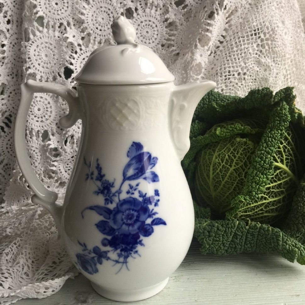 Кувшин с крышкой Schumann Arzberg Роза кобальт 1,3 л