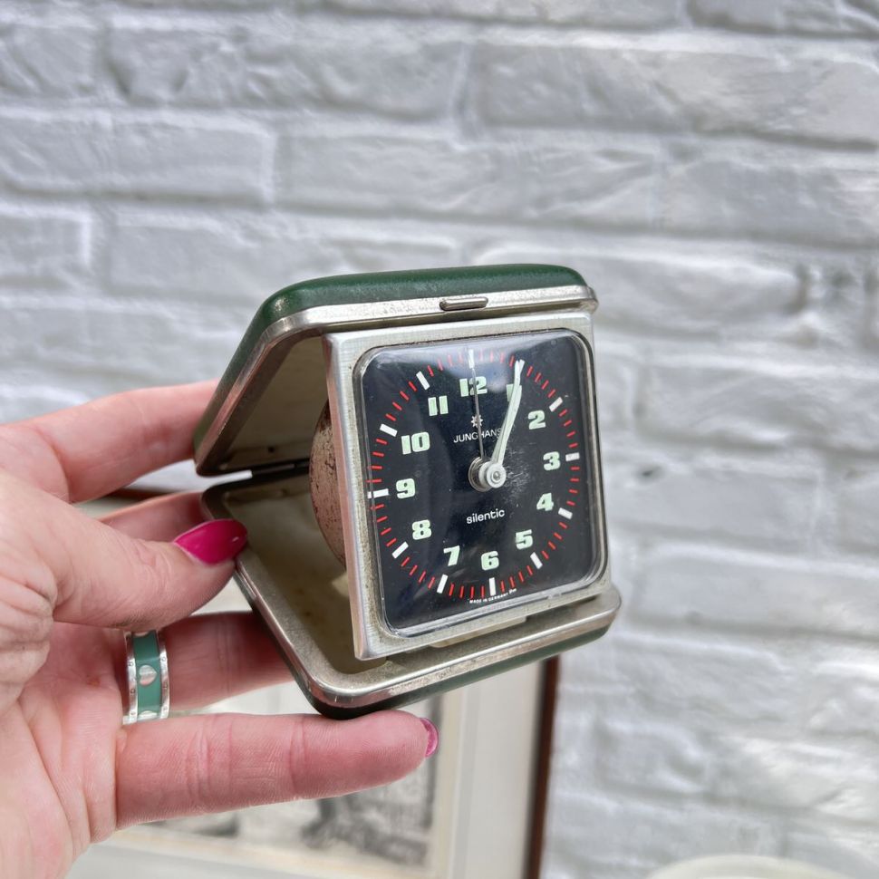 Часы дорожные с будильником Junghans silentic