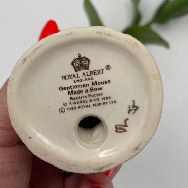 Статуэтка Beatrix Potter Gentleman Mause Royal Albert Англия 1989 г